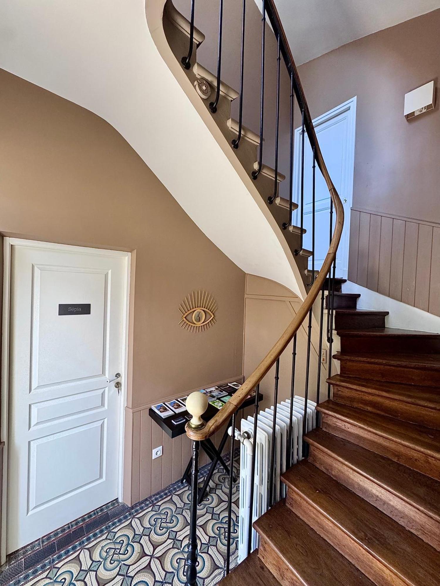 Wisteria Bed & Breakfast Fontainebleau Luaran gambar