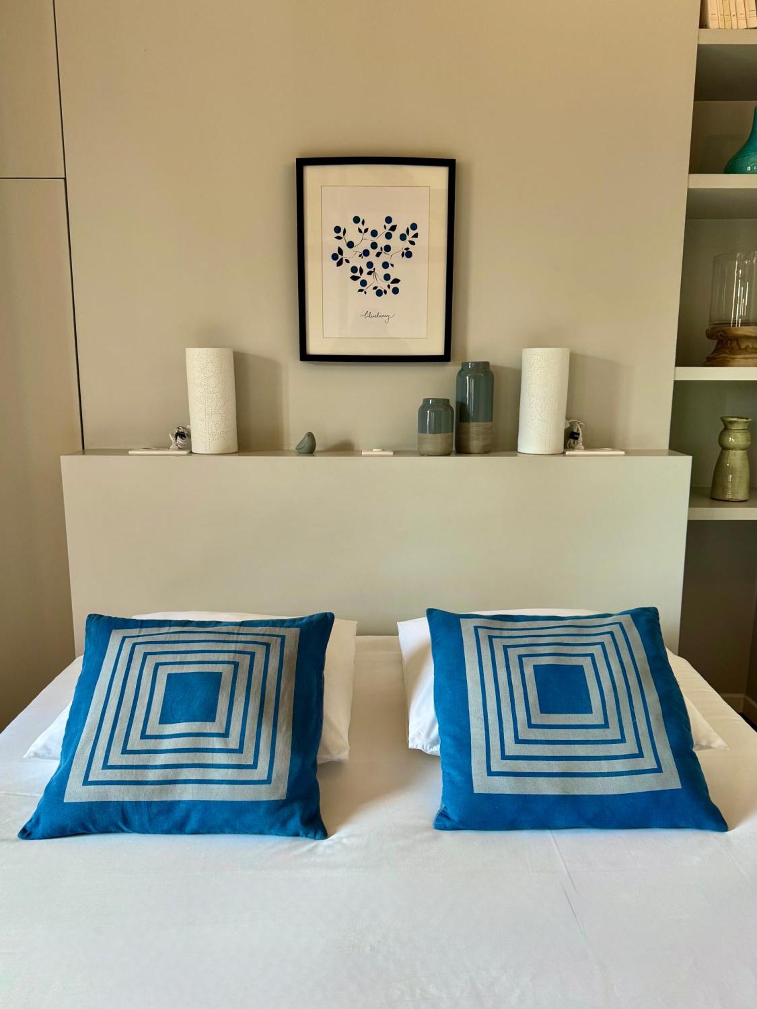 Wisteria Bed & Breakfast Fontainebleau Bilik gambar