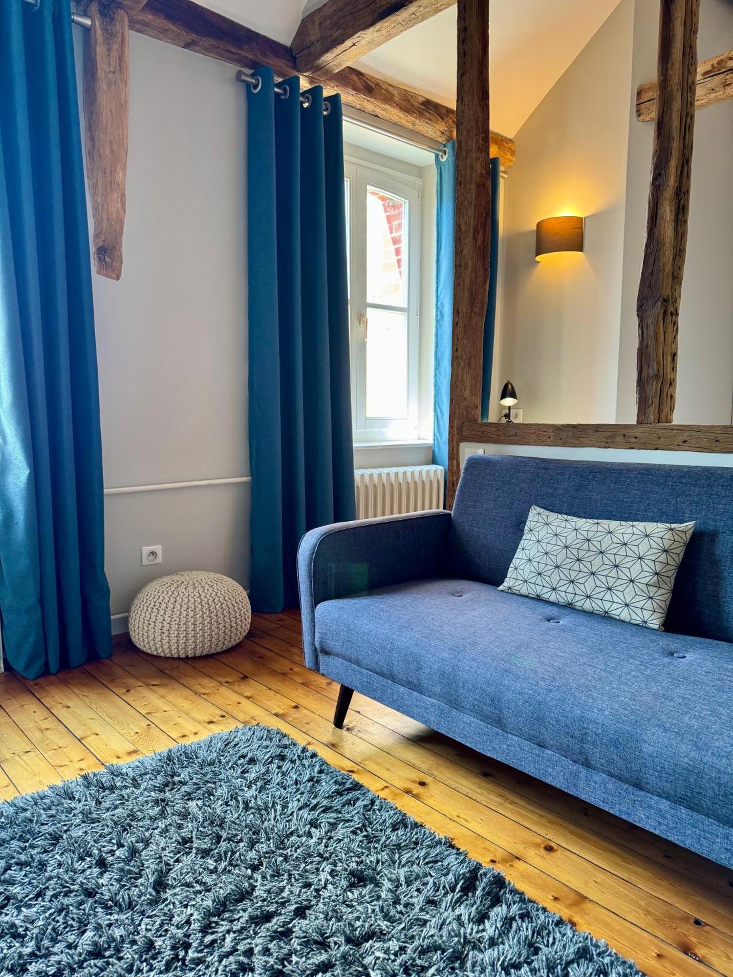 Wisteria Bed & Breakfast Fontainebleau Luaran gambar